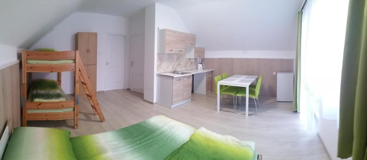 Elza Vendégház Sárospatak Esterno foto